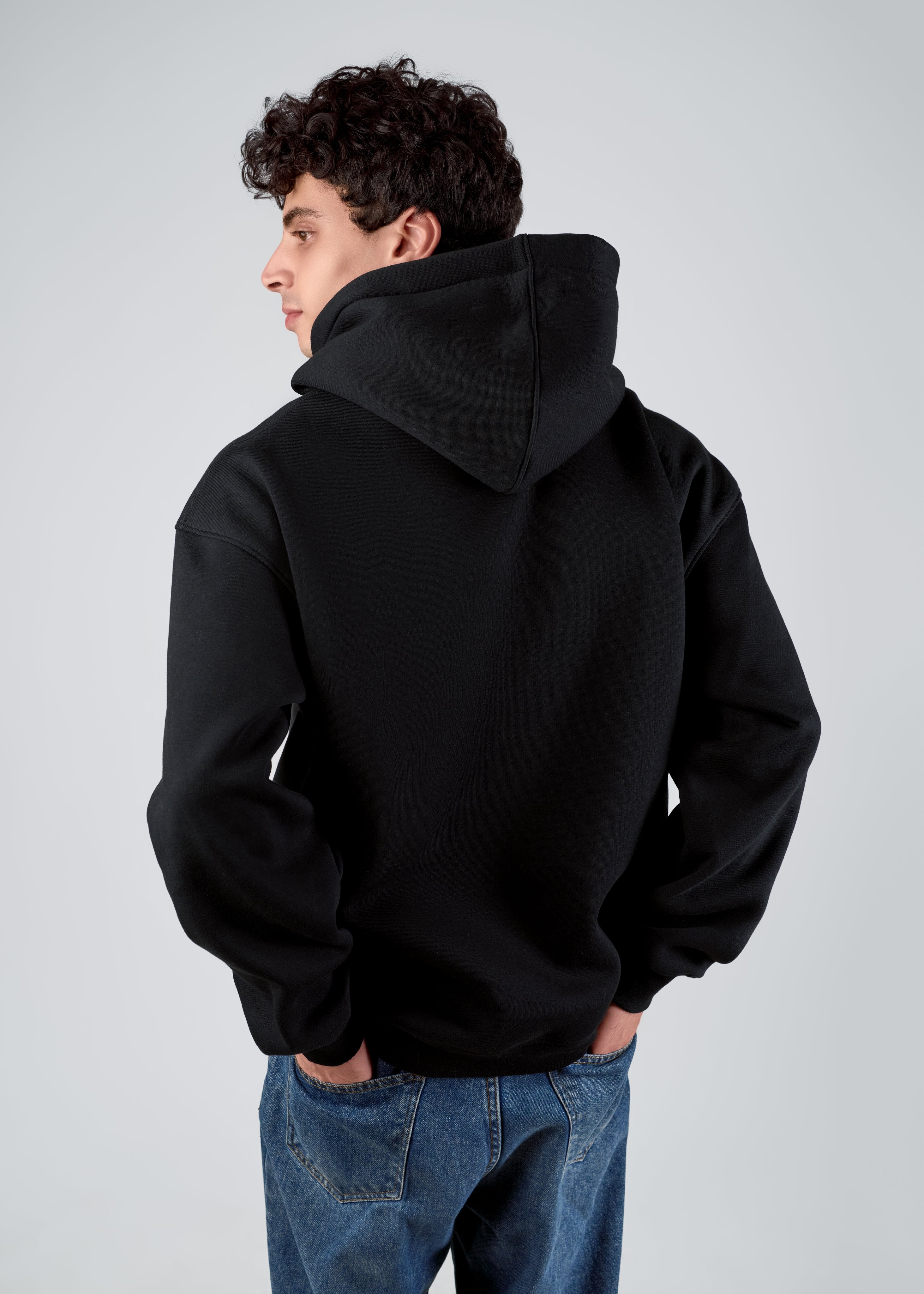 ARMARIO - Premium Black